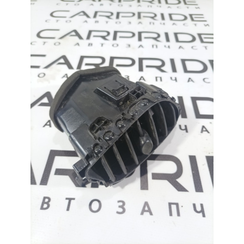 Дефлектор воздуховода (салон) Nissan Juke F15 2013 1.6 687511ke0a