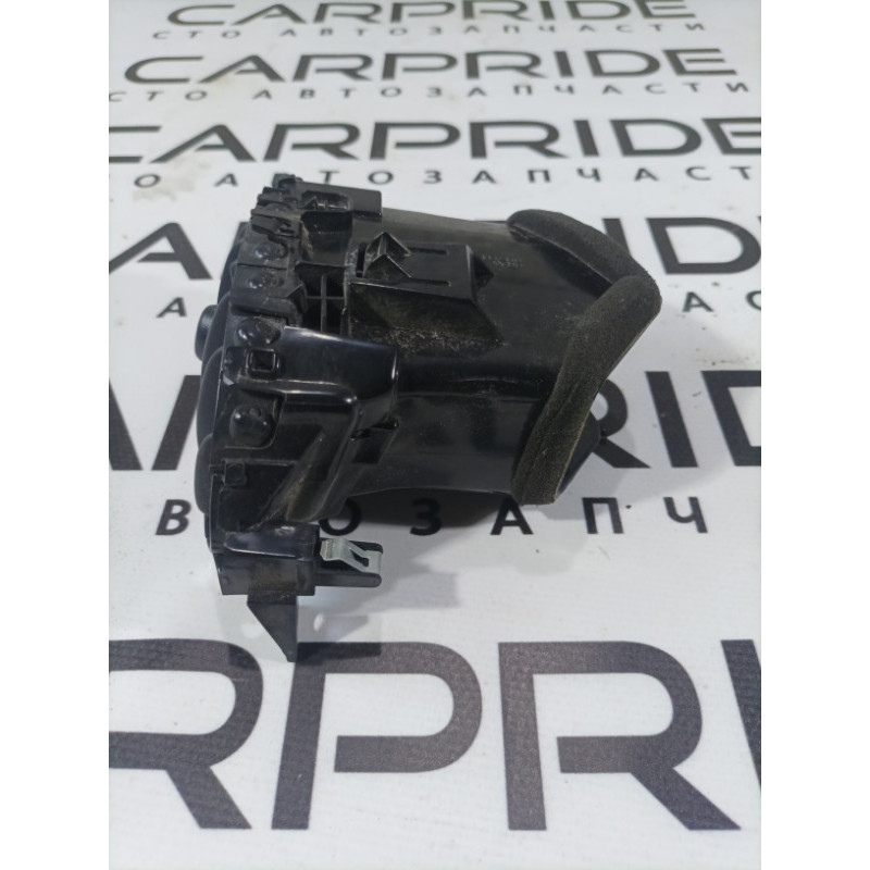 Дефлектор воздуховода (салон) Nissan Juke F15 2013 1.6 687511ke0a