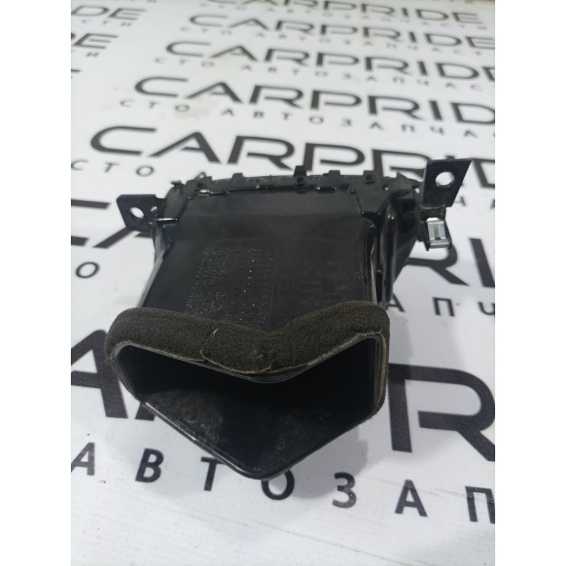 Дефлектор воздуховода (салон) Nissan Juke F15 2013 1.6 687511ke0a
