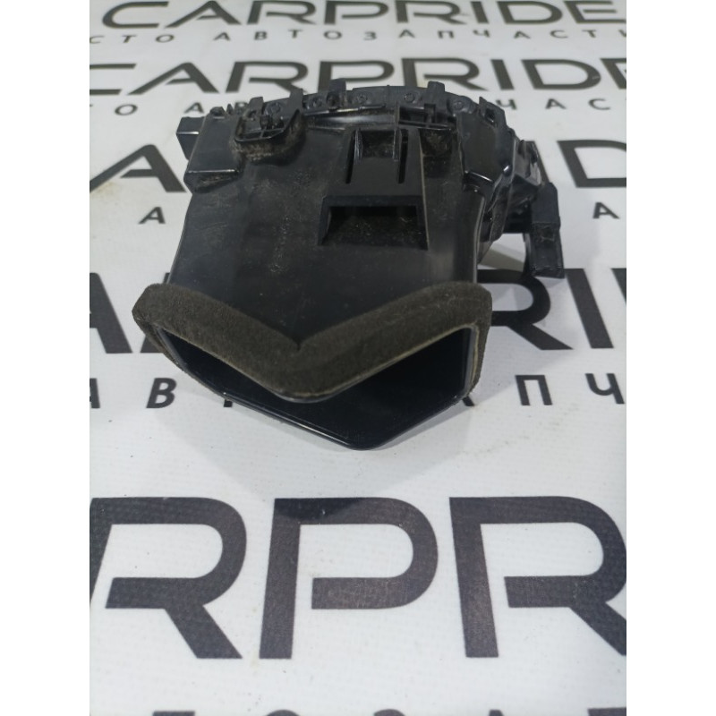 Дефлектор воздуховода (салон) Nissan Juke F15 2013 1.6 687501ke0a