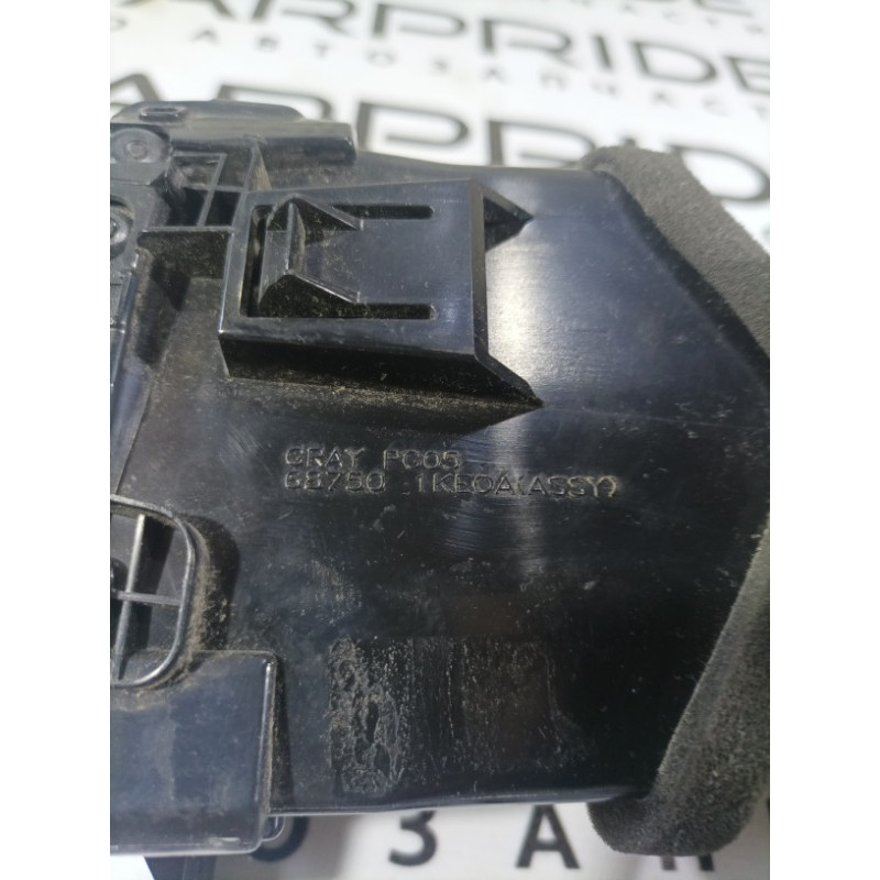 Дефлектор воздуховода (салон) Nissan Juke F15 2013 1.6 687501ke0a