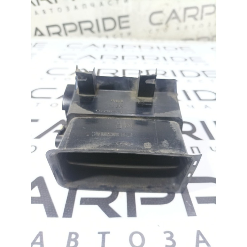 Дефлектор воздуховода (салон) Ford Transit Connect 1 2005 1.8L 2t1h19c681ac