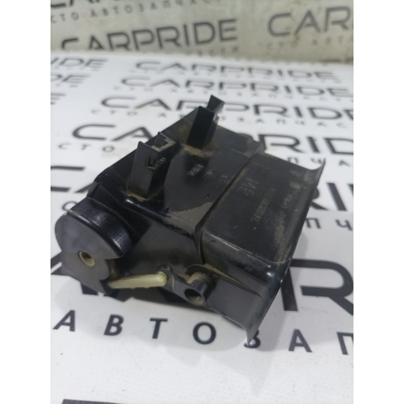 Дефлектор воздуховода (салон) Ford Transit Connect 1 2005 1.8L 2t1h19c681ac