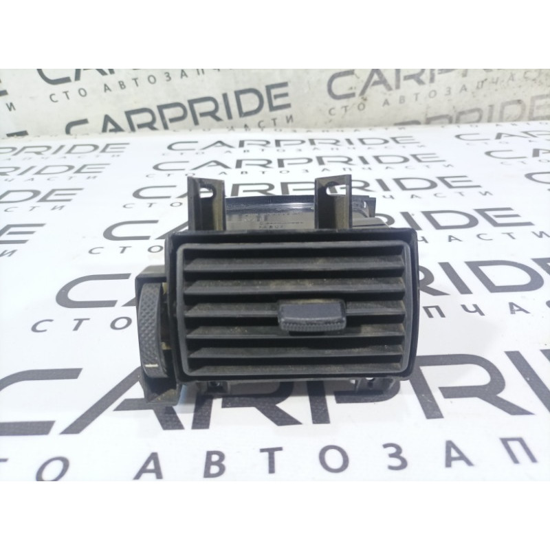 Дефлектор воздуховода (салон) Ford Transit Connect 1 2005 1.8L 2t1h19c682ac