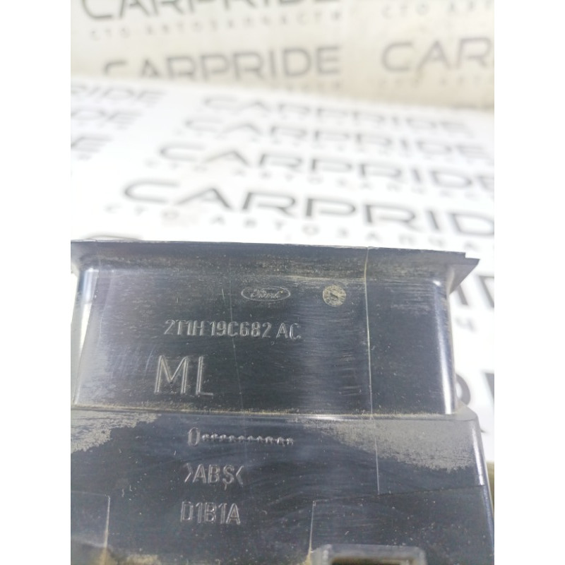 Дефлектор воздуховода (салон) Ford Transit Connect 1 2005 1.8L 2t1h19c682ac