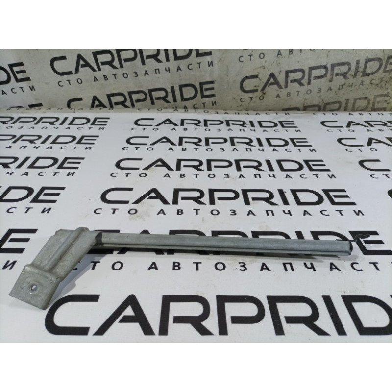 Направляющая стекла двери (кузов и элементы) Nissan Juke F15 2013 1.6 802141KK0A