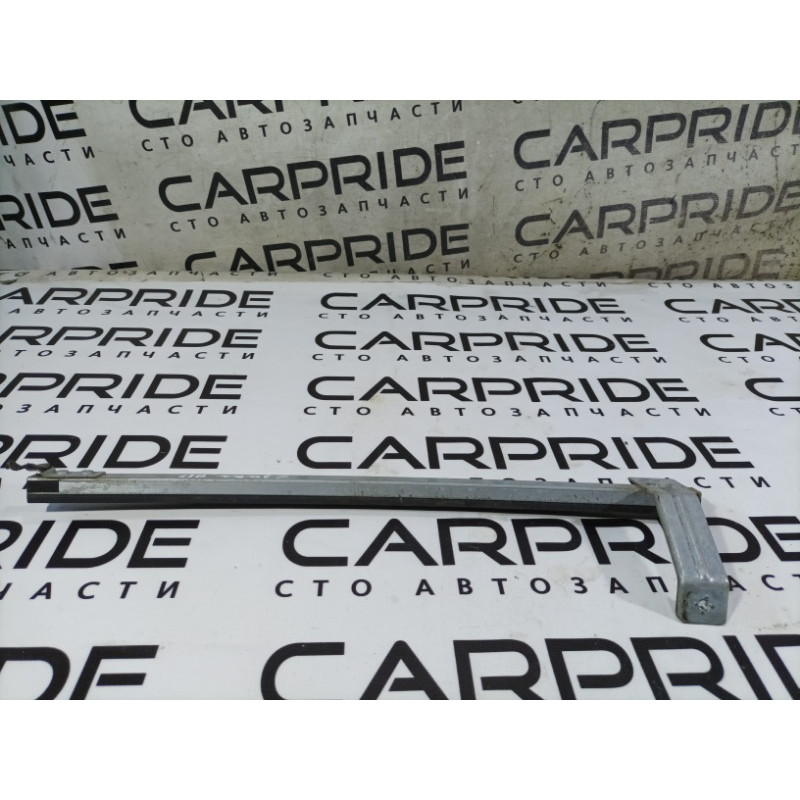 Направляющая стекла двери (кузов и элементы) Nissan Juke F15 2013 1.6 803861KK0A