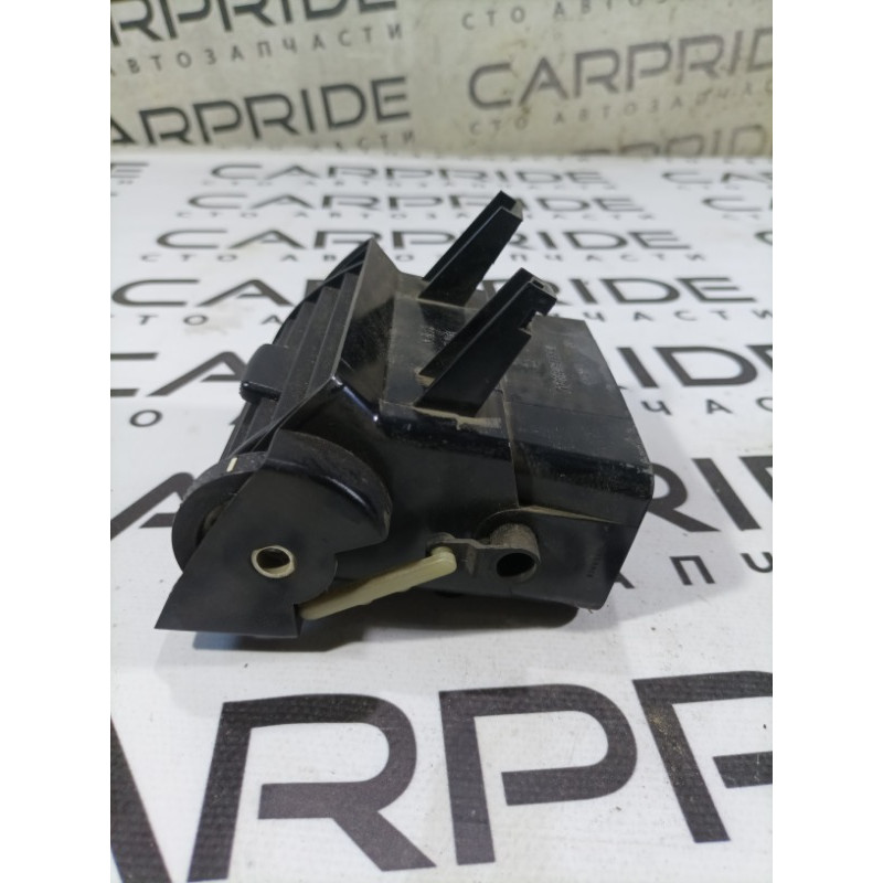 Дефлектор воздуховода (салон) Ford Transit Connect 1 2005 1.8L 2t1h19893ac