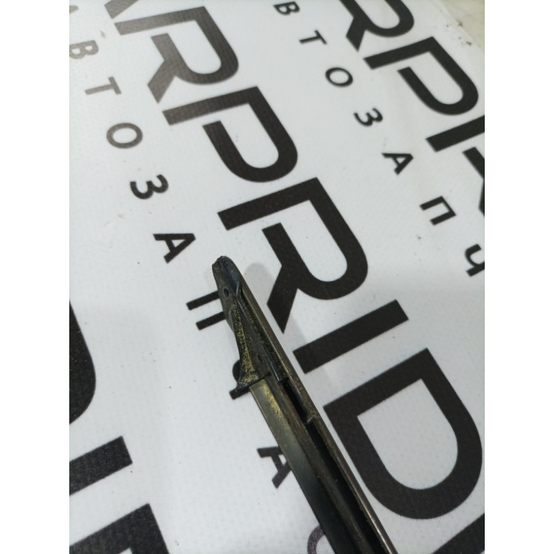 Молдинг стекла (кузов и элементы) Mercedes-Benz E-class W124 1990 3.2