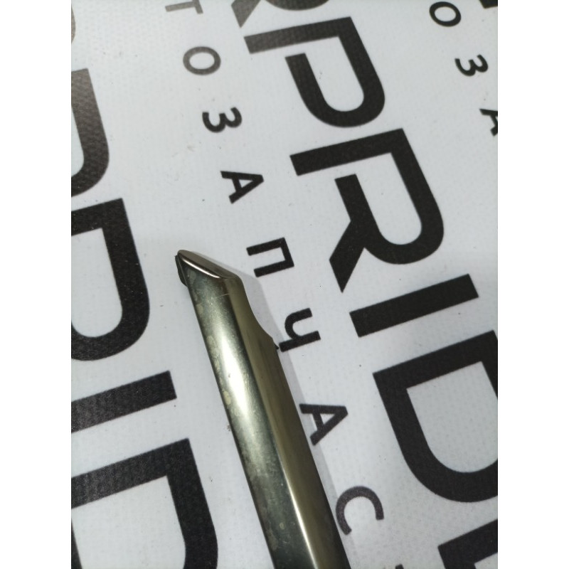 Молдинг стекла (кузов и элементы) Mercedes-Benz E-class W124 1990 3.2