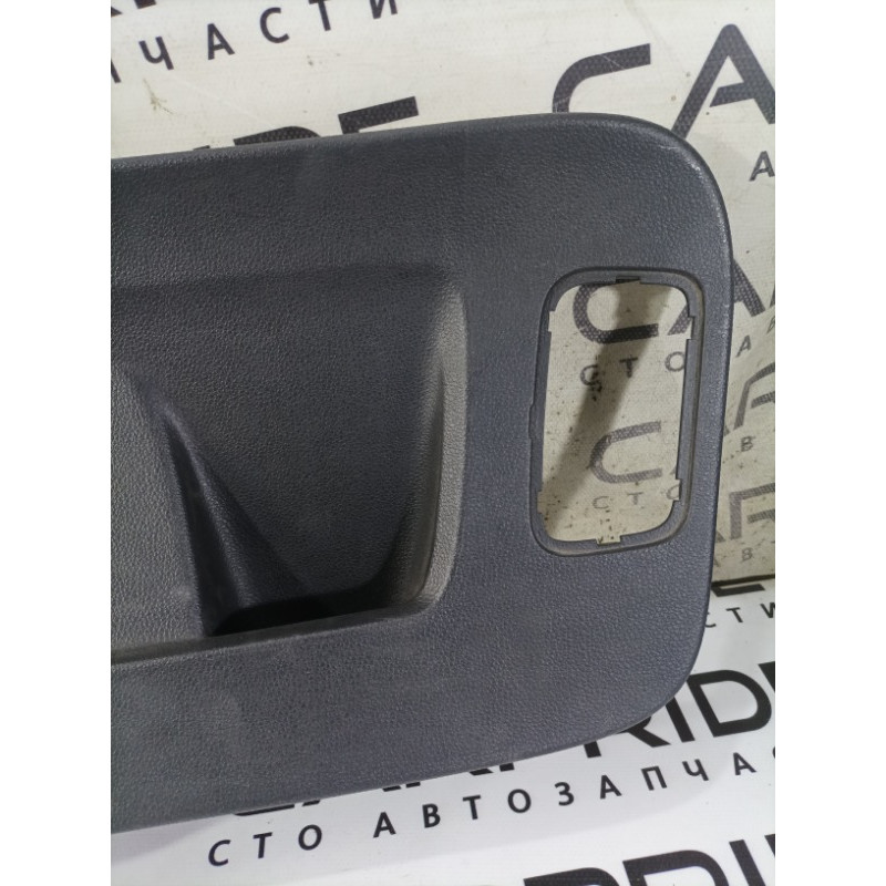 Обшивка крышки багажника (салон) Volkswagen Passat B7 2014 1.8 561867605b