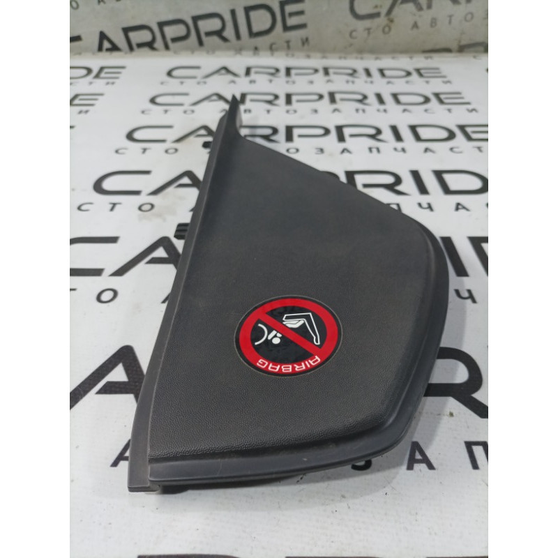 Накладка торпеды боковая (салон) Opel Vectra C 2004 2.2 9180748