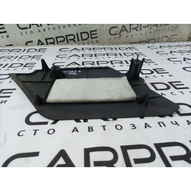 Накладка центральной консоли (салон) Opel Vectra C 2004 2.2 6802150