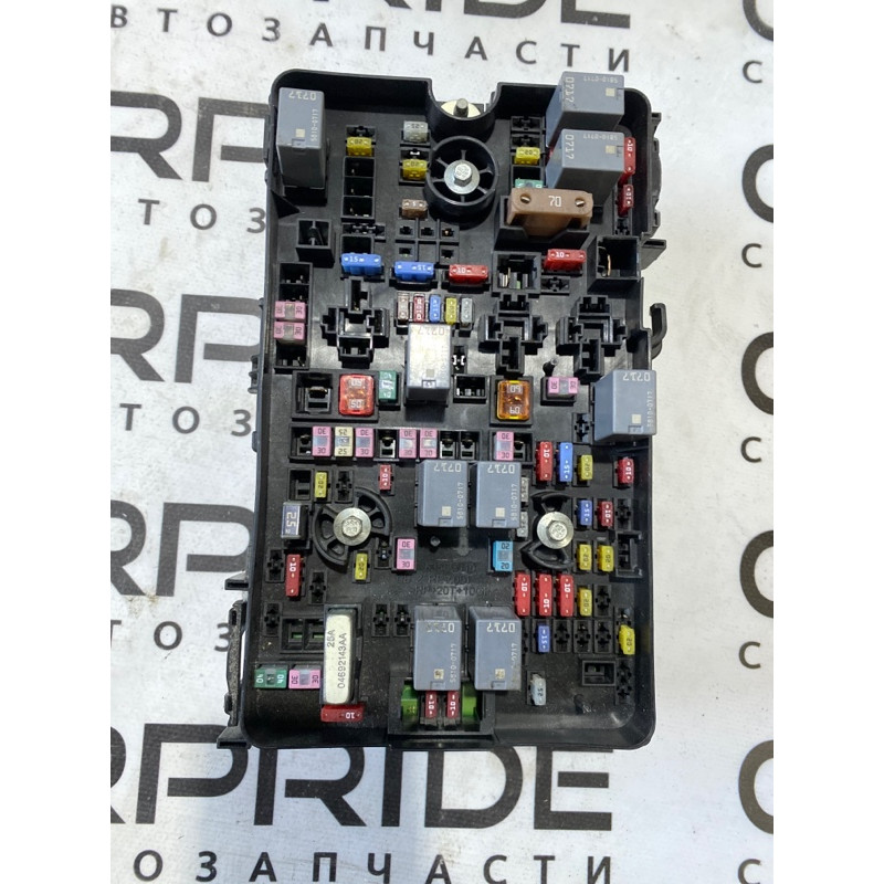 Блок предохранителей (электрика) Jeep Cherokee Trailhawk 2014 2.4 68192999AF