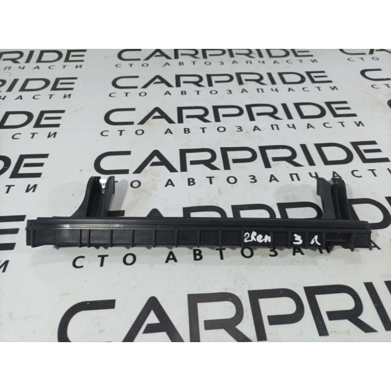 Направляющая стекла двери (кузов и элементы) Jeep Renegade BU 2020 2.4 68247329AA