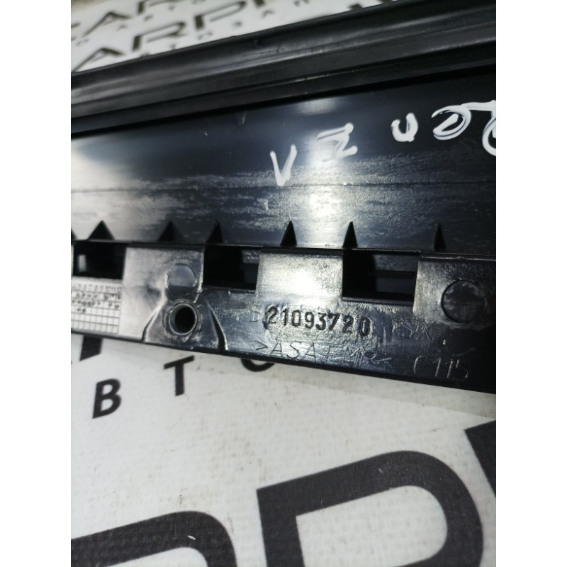 Накладка двери боковая (кузов и элементы) Jeep Renegade BU 2020 2.4 68431529AA