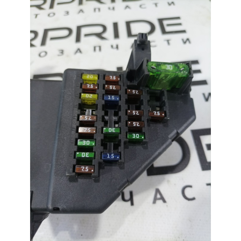 Блок предохранителей (электрика) Opel Vectra C 2004 2.2 24443147