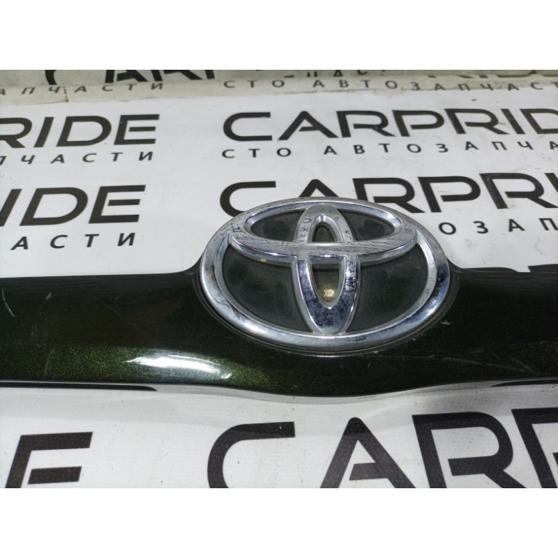 Панель подсветки номера (кузов и элементы) Toyota Camry 40 7680106120