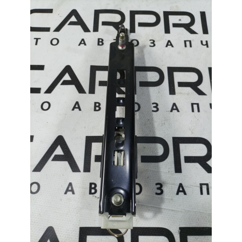 Кронштейн ремня безопасности (салон) Opel Vectra C 2004 2.2 090560650