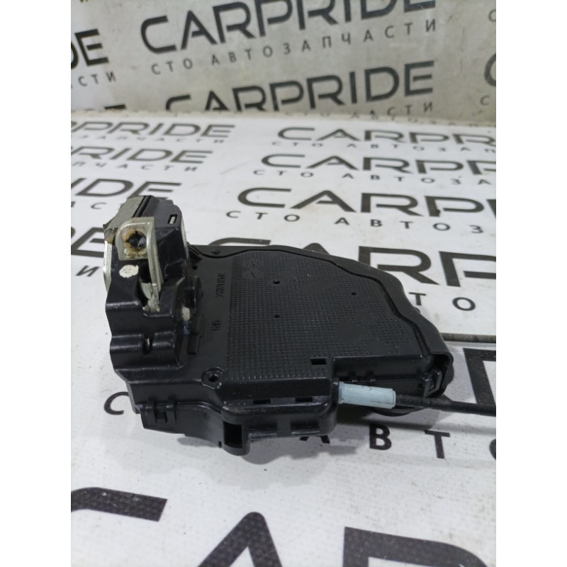 Замок двери (кузов и элементы) Toyota Sequoia XK60