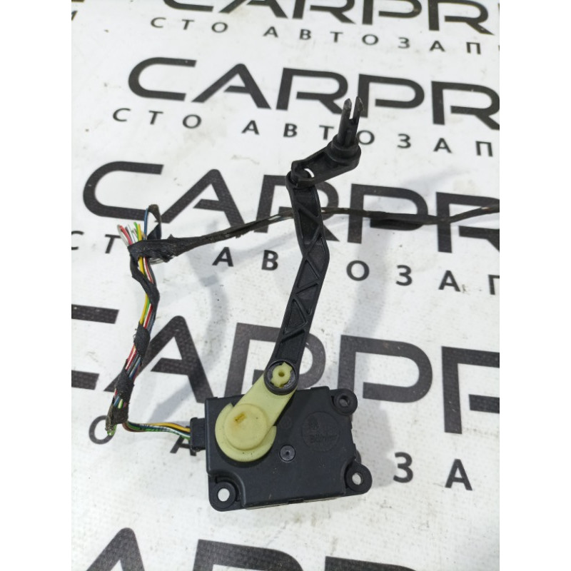 Привод заслонки отопителя (отопление и кондиционирование) Opel Vectra C 2004 2.2 09180201