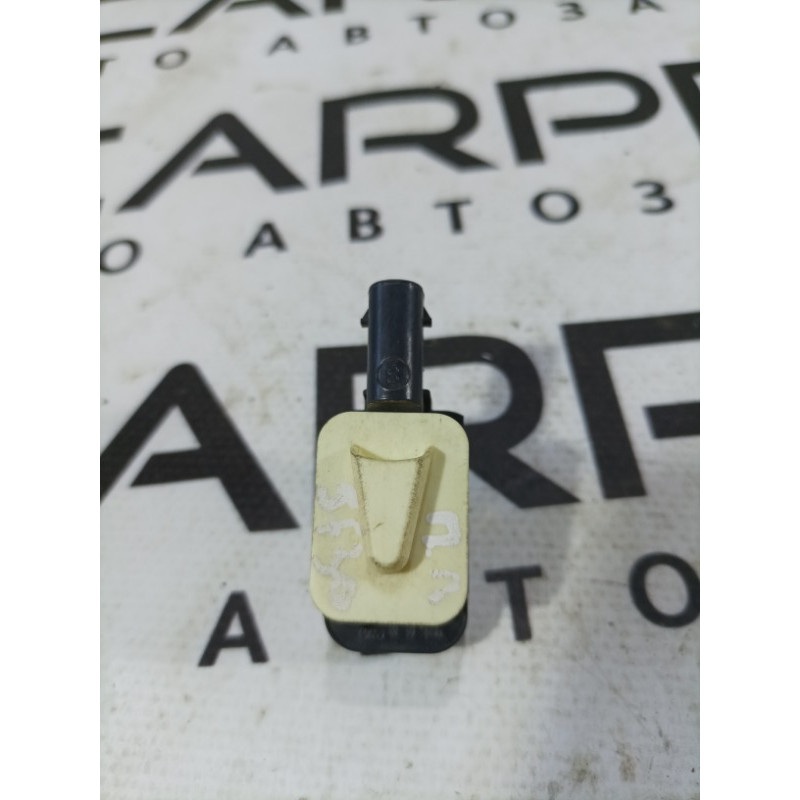 Датчик удару (електрика / датчики) BMW 3-series F30 2014 N20B20 65779217711