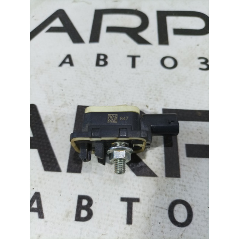 Датчик удару (електрика / датчики) BMW 3-series F30 2014 N20B20 65779217711