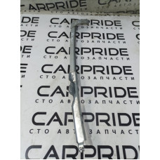 Направляющая стекла двери