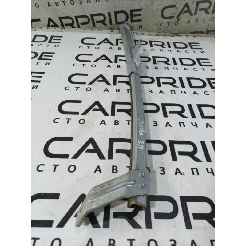 Направляющая стекла двери (кузов и элементы) Nissan Juke F15 2013 1.6 823861KK0A