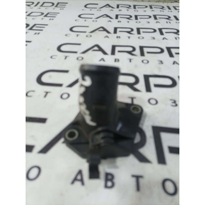 Фланець (система охолодження) Nissan Juke F15 2013 1.6 13049ED02A