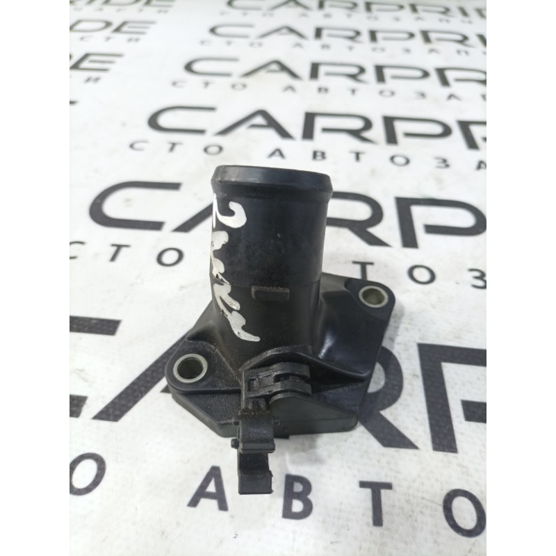 Фланець (система охолодження) Nissan Juke F15 2013 1.6 13049ED02A