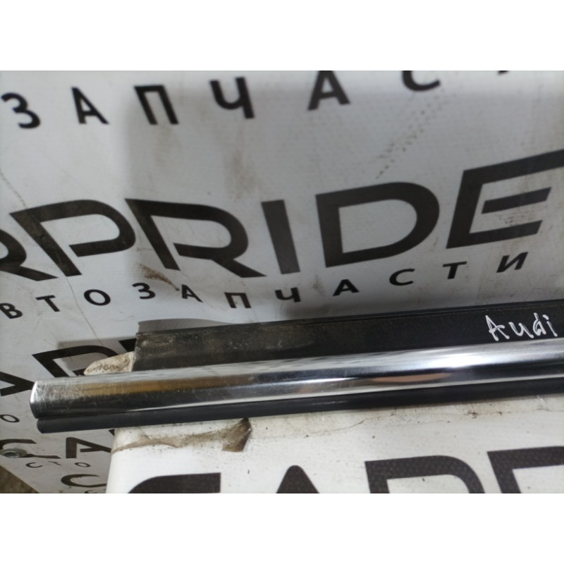 Молдинг стекла (кузов и элементы) Audi A5 8T 8t0853283c2zz