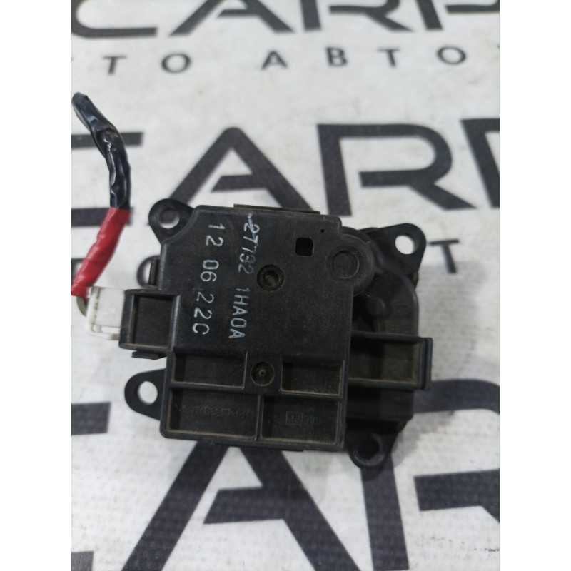 Привод заслонки отопителя (отопление и кондиционирование) Nissan Juke F15 2013 1.6 277321ha0a
