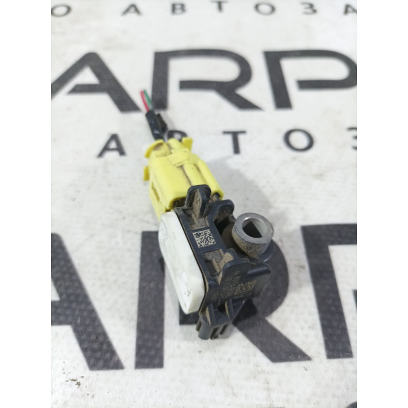 Датчик удара (электрика / датчики) Nissan Juke F15 2013 1.6 K88301EA0A
