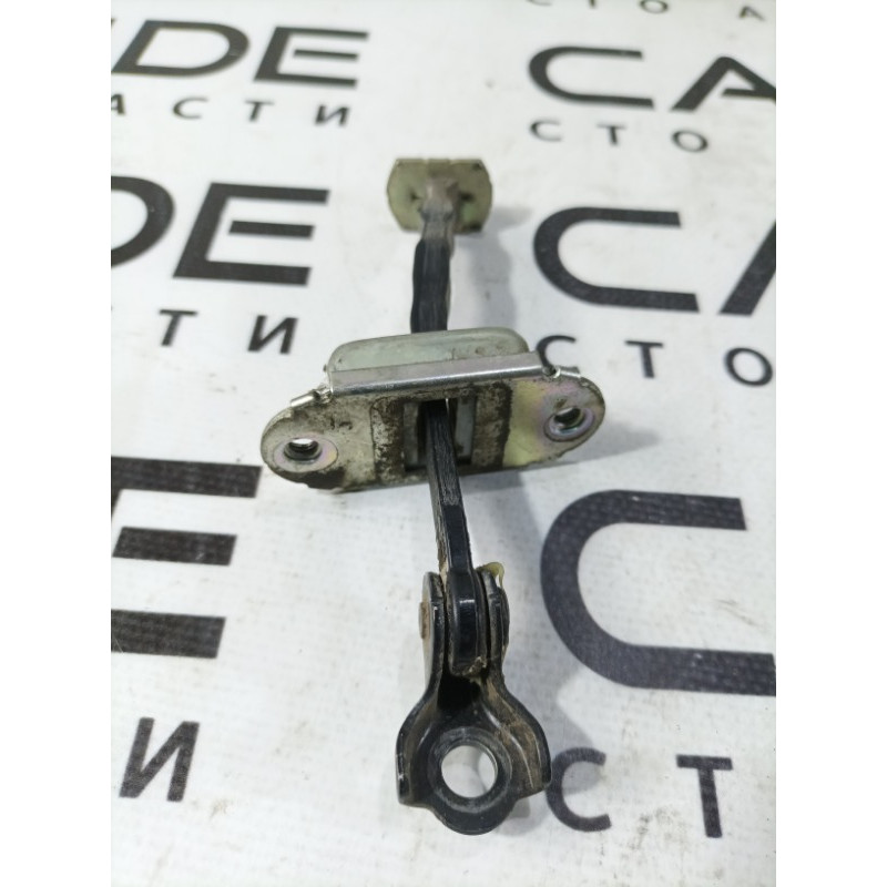 Ограничитель двери (кузов и элементы) Nissan Juke F15 2013 1.6 824301KA0A