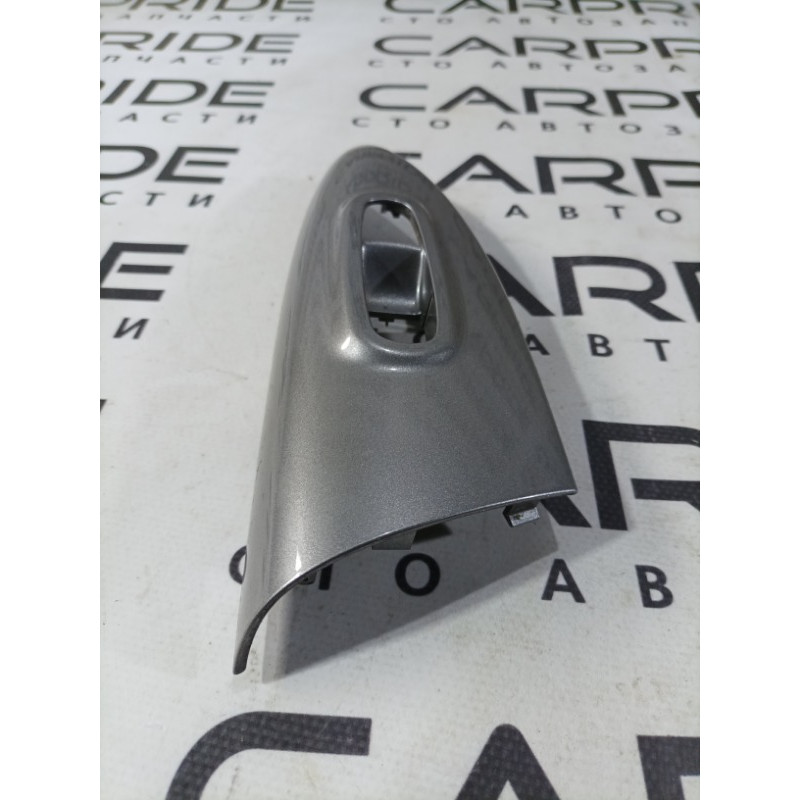 Накладка кнопок склопідйомника (салон) Nissan Juke F15 2013 1.6 809601km3a