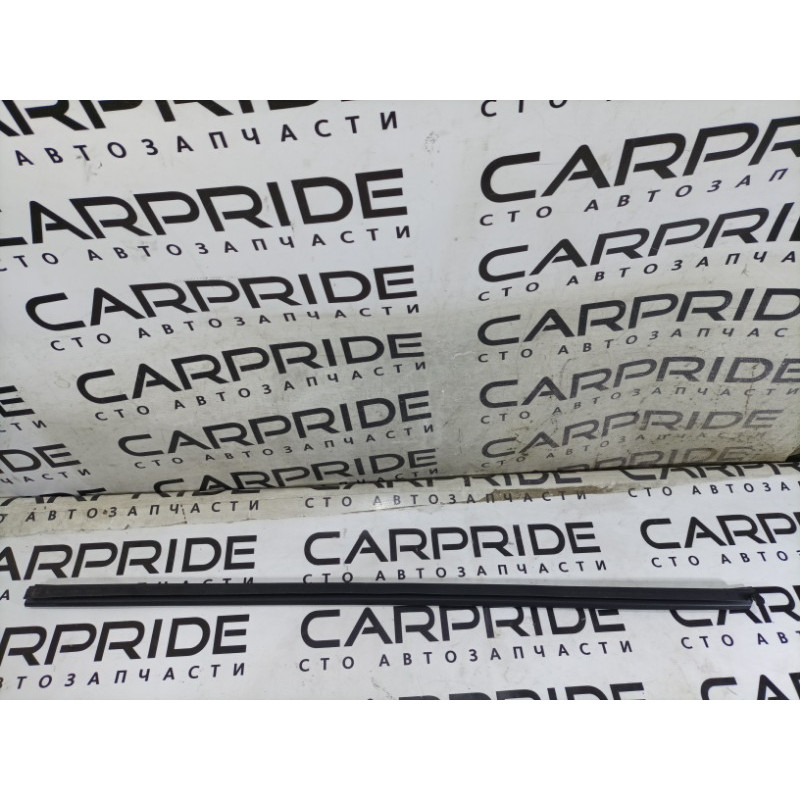 Молдинг стекла внутренний (наружные элементы кузова) Hyundai Sonata LF 82241C1000