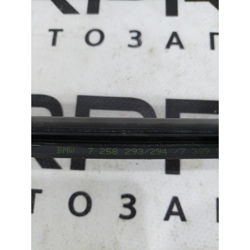 Молдинг скла (кузов і елементи) BMW 3-series F30 2014 N20B20 51357258293