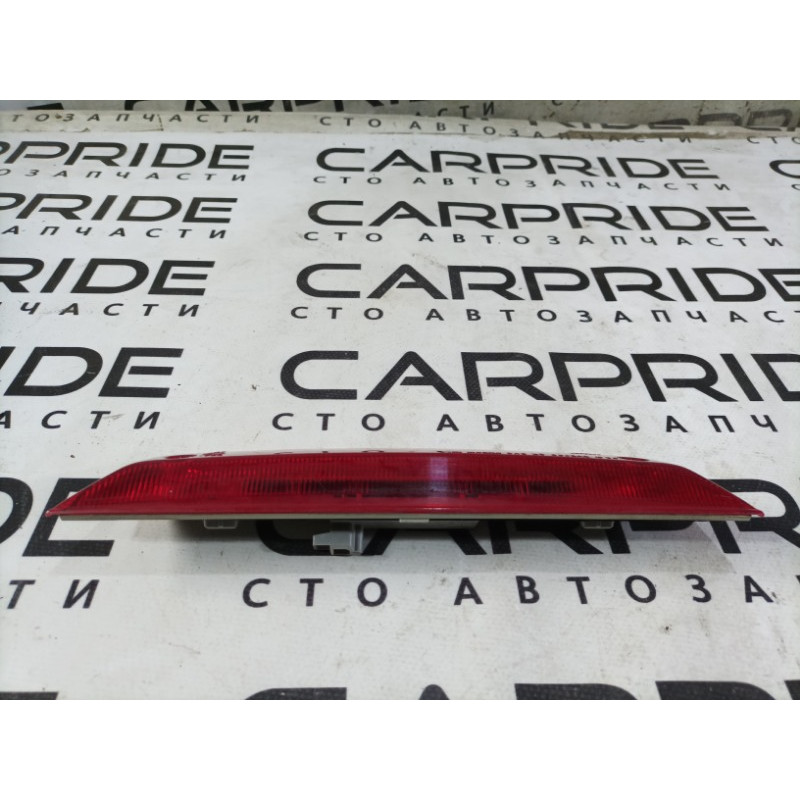 Повторитель стоп сигнала (оптика) Dodge Journey SXT 2013 3.6 05116302ad