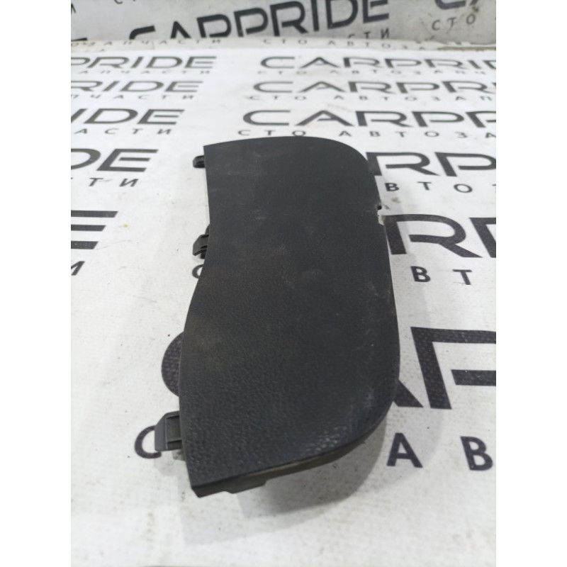 Накладка торпеды боковая (салон) Nissan Juke F15 2013 1.6 684991kz1a