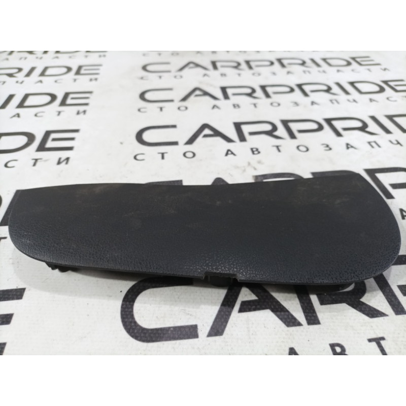 Накладка торпеды боковая (салон) Nissan Juke F15 2013 1.6 684991kz1a