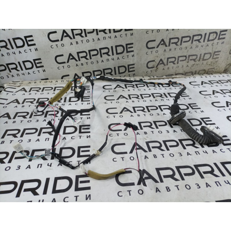 Проводка дверна (електрика) Toyota Sequoia XK60 821530c100