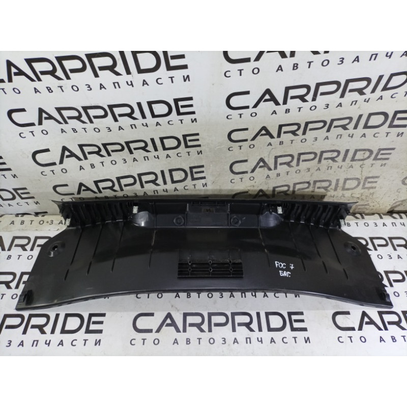 Накладка замка кришки багажника (салон) Ford Focus MK3 2016 2.0 bm51f40352adw