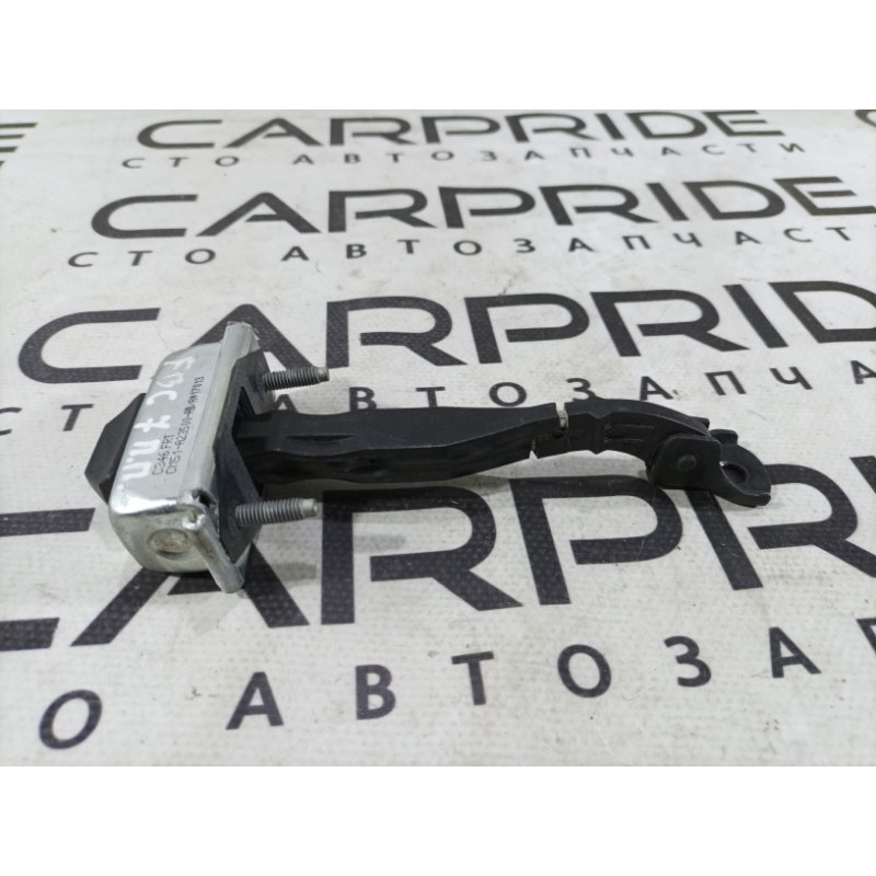 Ограничитель двери (кузов и элементы) Ford Focus MK3 2016 2.0 CP9Z5823500A