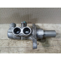 Главный тормозной цилиндр