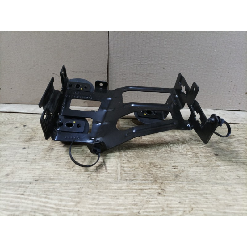 Кронштейн блока предохранителей (кузов и элементы) Ford Focus MK3 2016 2.0 bv6t14206ac