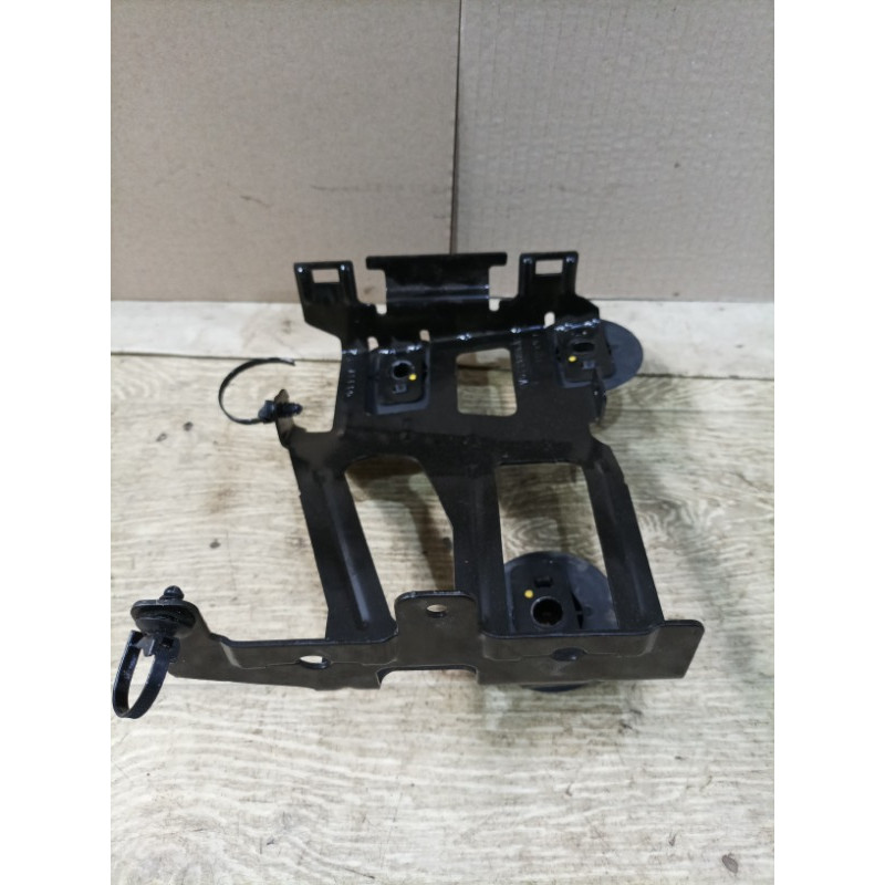 Кронштейн блока предохранителей (кузов и элементы) Ford Focus MK3 2016 2.0 bv6t14206ac