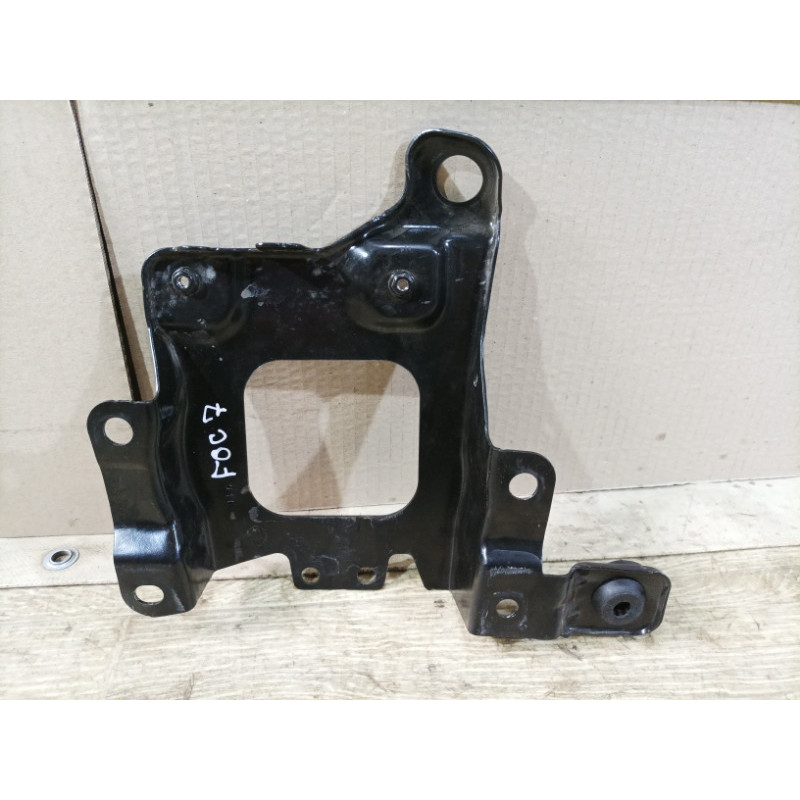 Крепление аккумулятора (кузов и элементы) Ford Focus MK3 2016 2.0 CP9Z6K034A