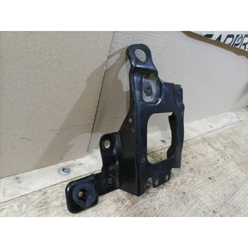 Крепление аккумулятора (кузов и элементы) Ford Focus MK3 2016 2.0 CP9Z6K034A