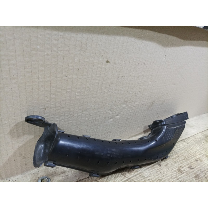 Воздухозаборник (впускная система) Ford Focus MK3 2016 2.0 CP9Z9A624B